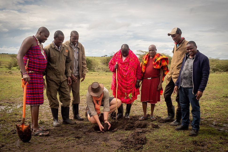 Ahueni_Gjermund planting