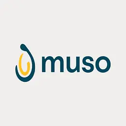 Muso Logo mit einem weissen, stilisierten Tropfensymbol auf einem hellblauen Hintergrund
