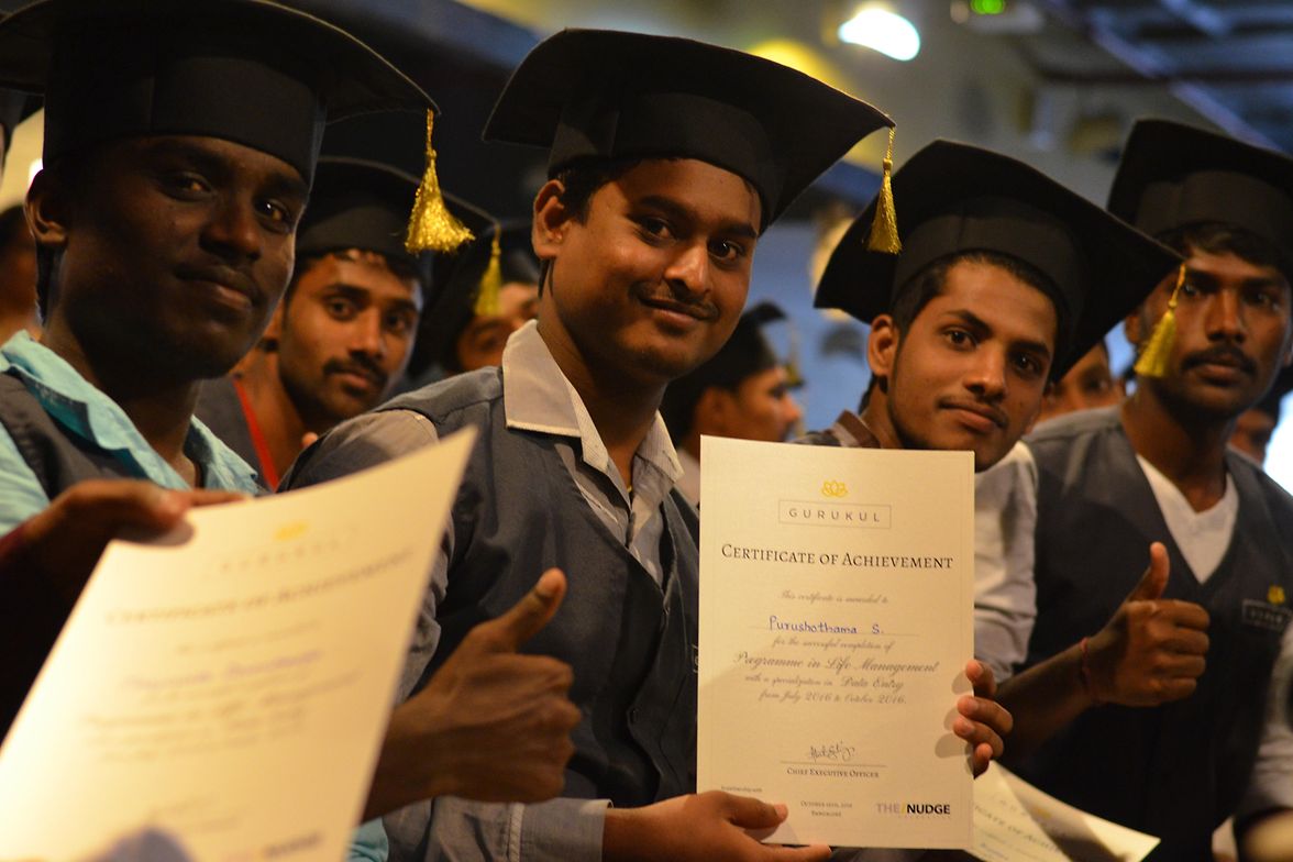 The Nudge, Graduation ceremony 