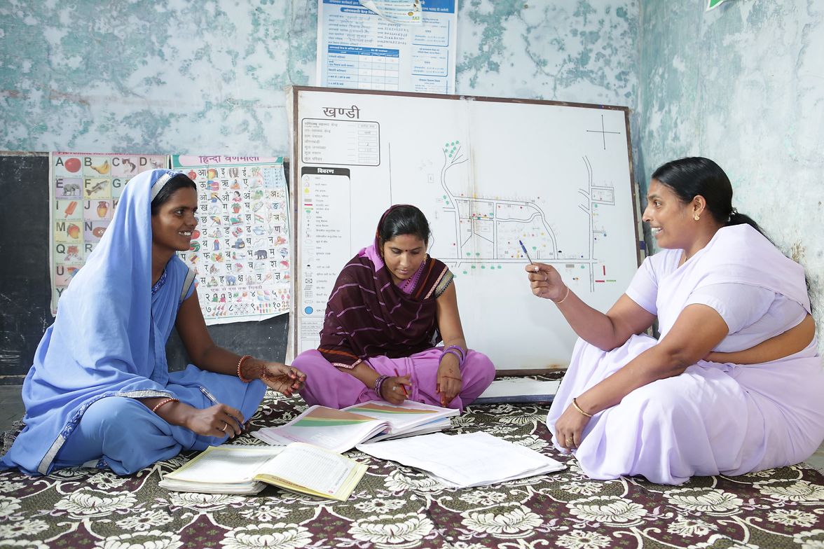 Anatara Foundation, Meeting with Community worker